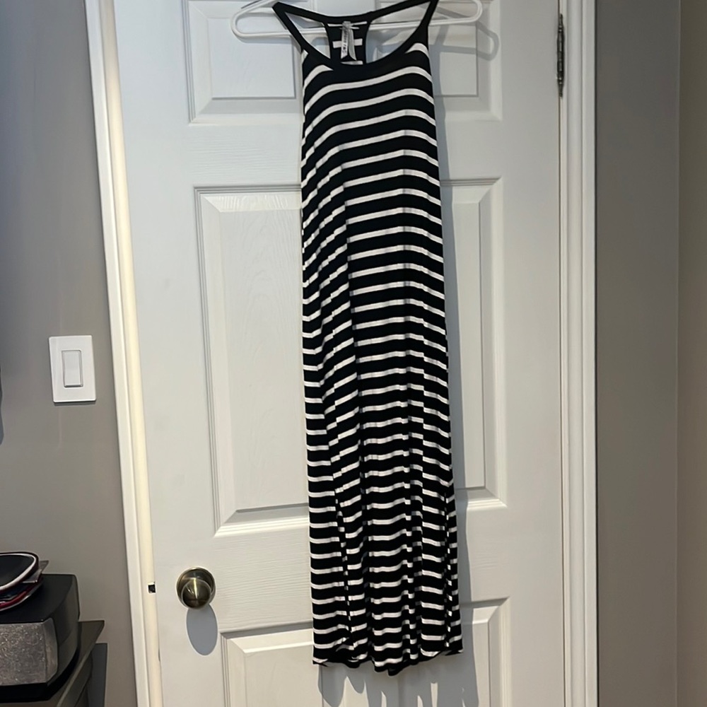 Striped maxi dress with side slits